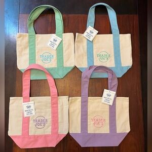 Trader Joe’s Set of 4 Mini Tote Bag’s
